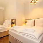 아라벨 디자인 아파트먼츠 5*